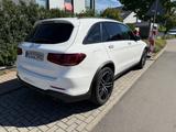 Mercedes-Benz GLC 300d 4MATIC Luft+Pano+360+AHK Werksgarantie! - Mercedes-Benz GLC 300 von privat