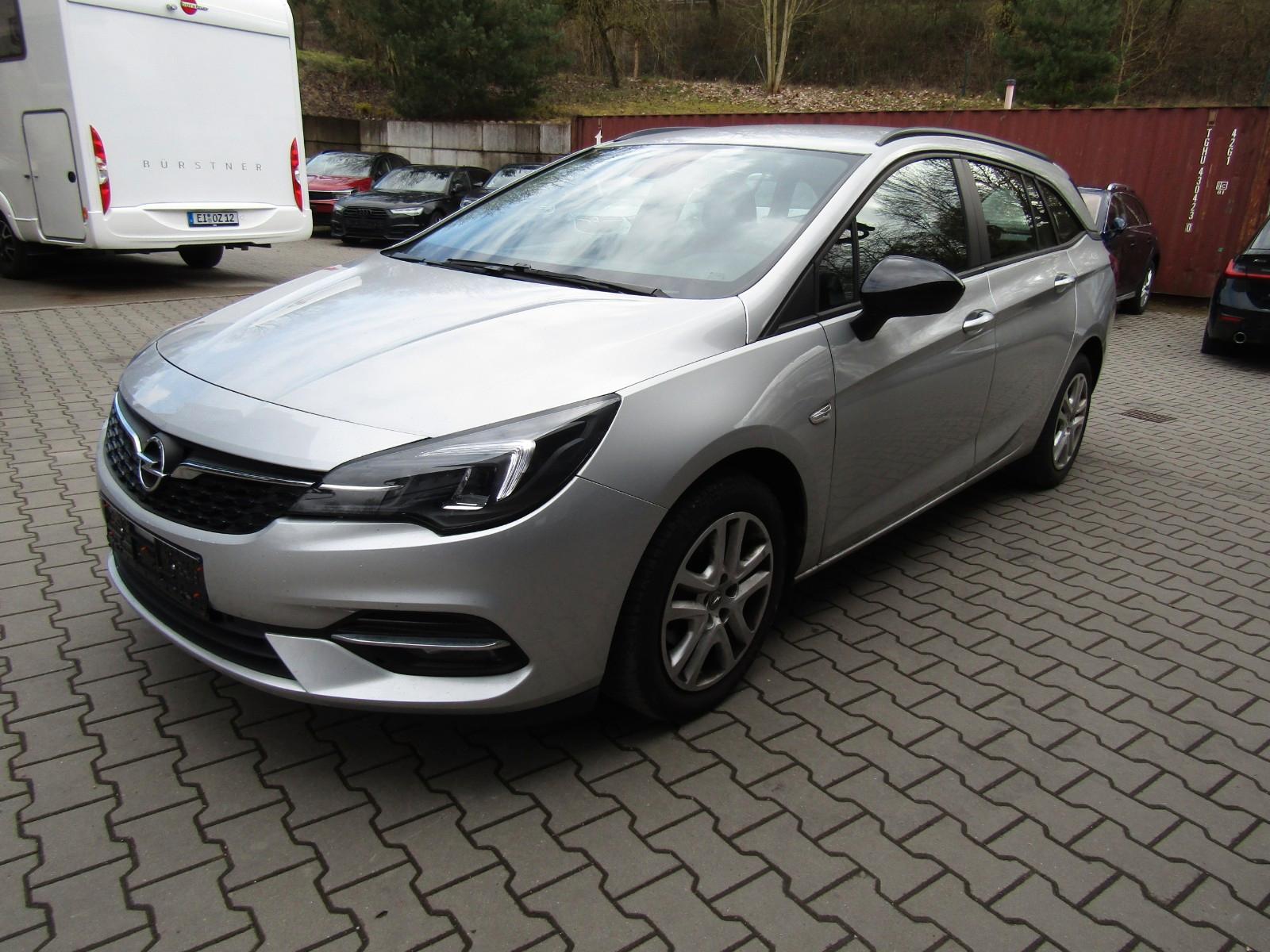 Opel Astra K  ST   Business  Edition    Apple CarPlay