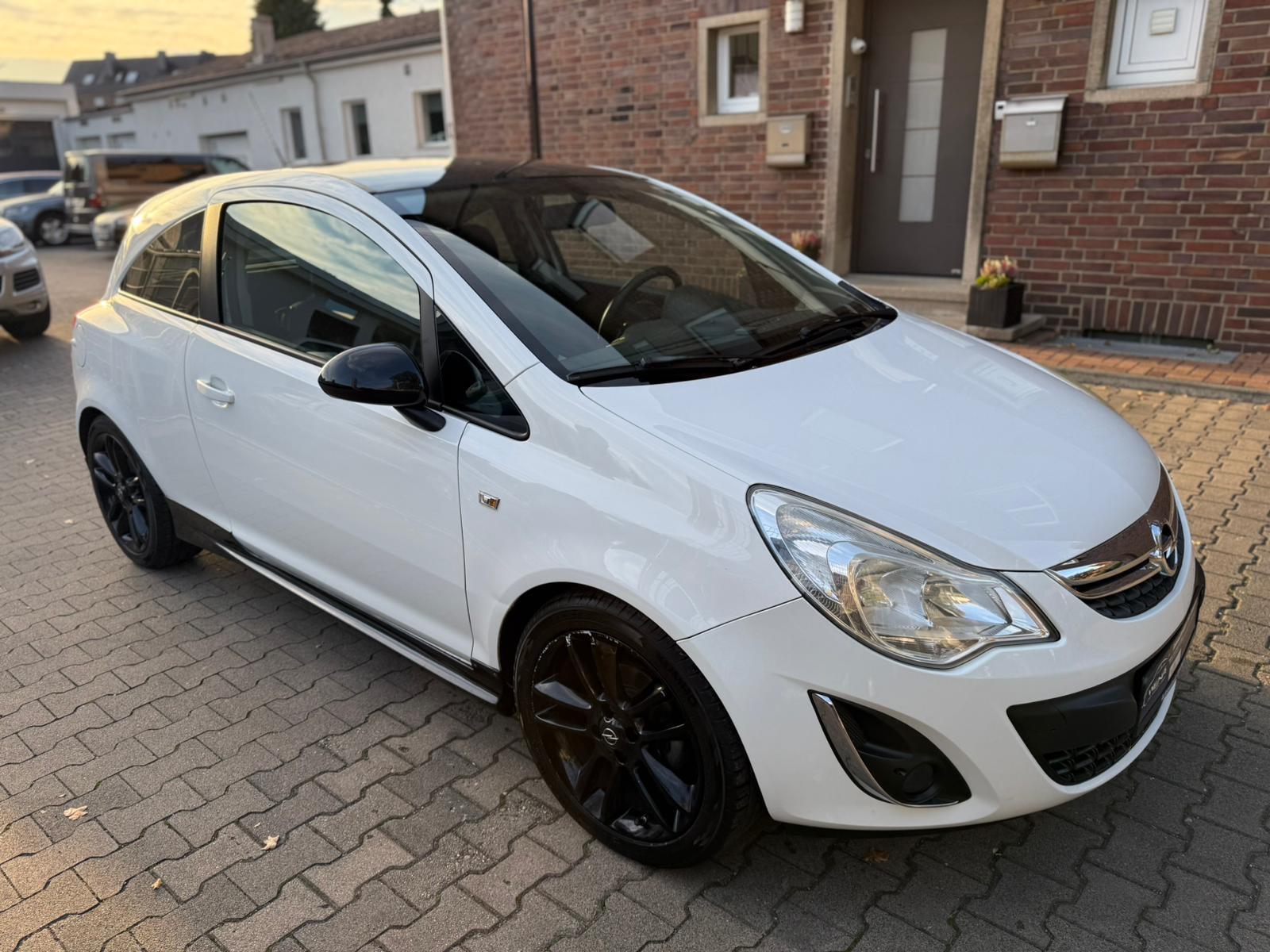 Opel Corsa D Color Edition*KLIMA*GARANTIE*
