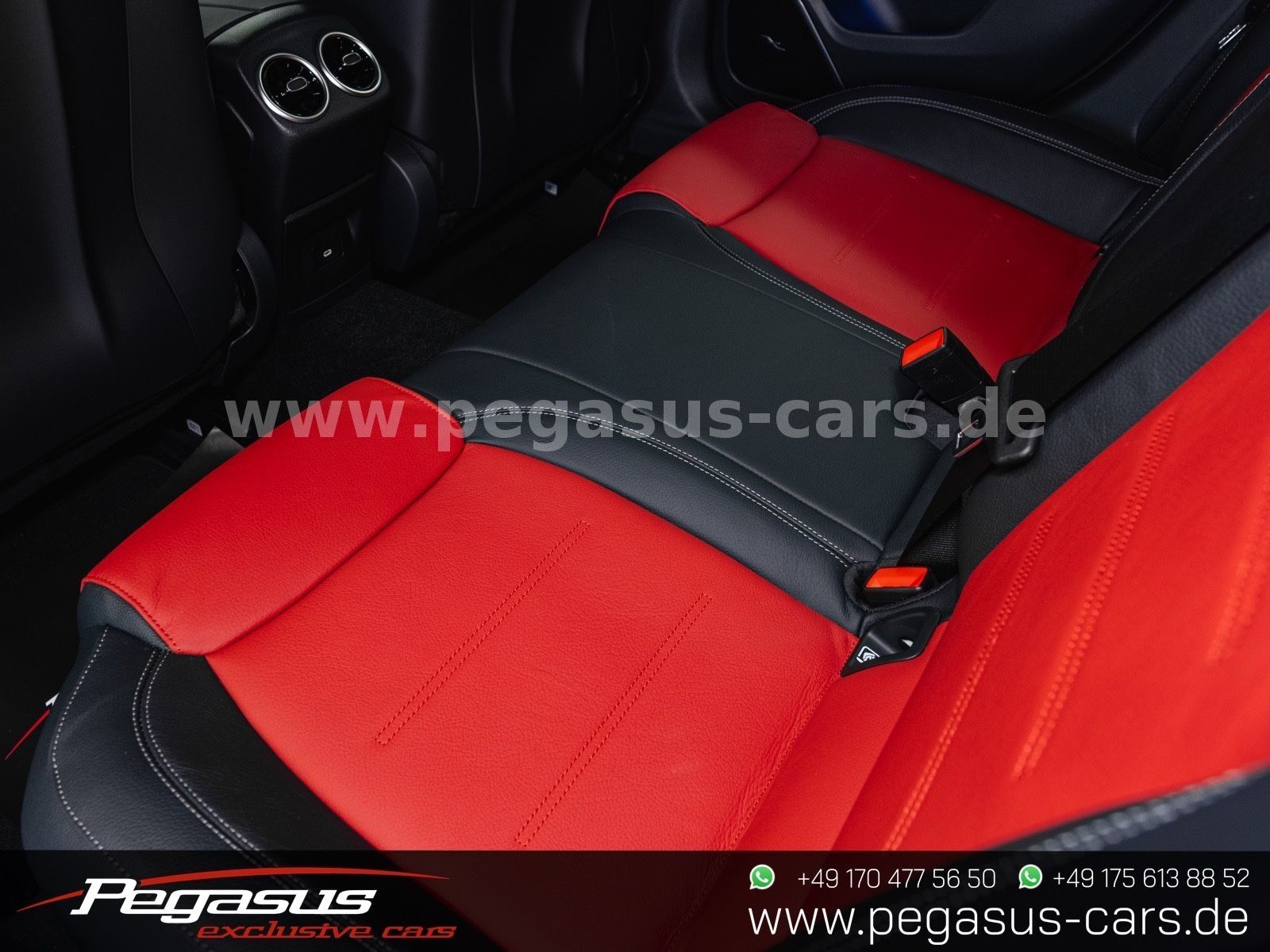 MERCEDES-BENZ A 45 AMG - 42