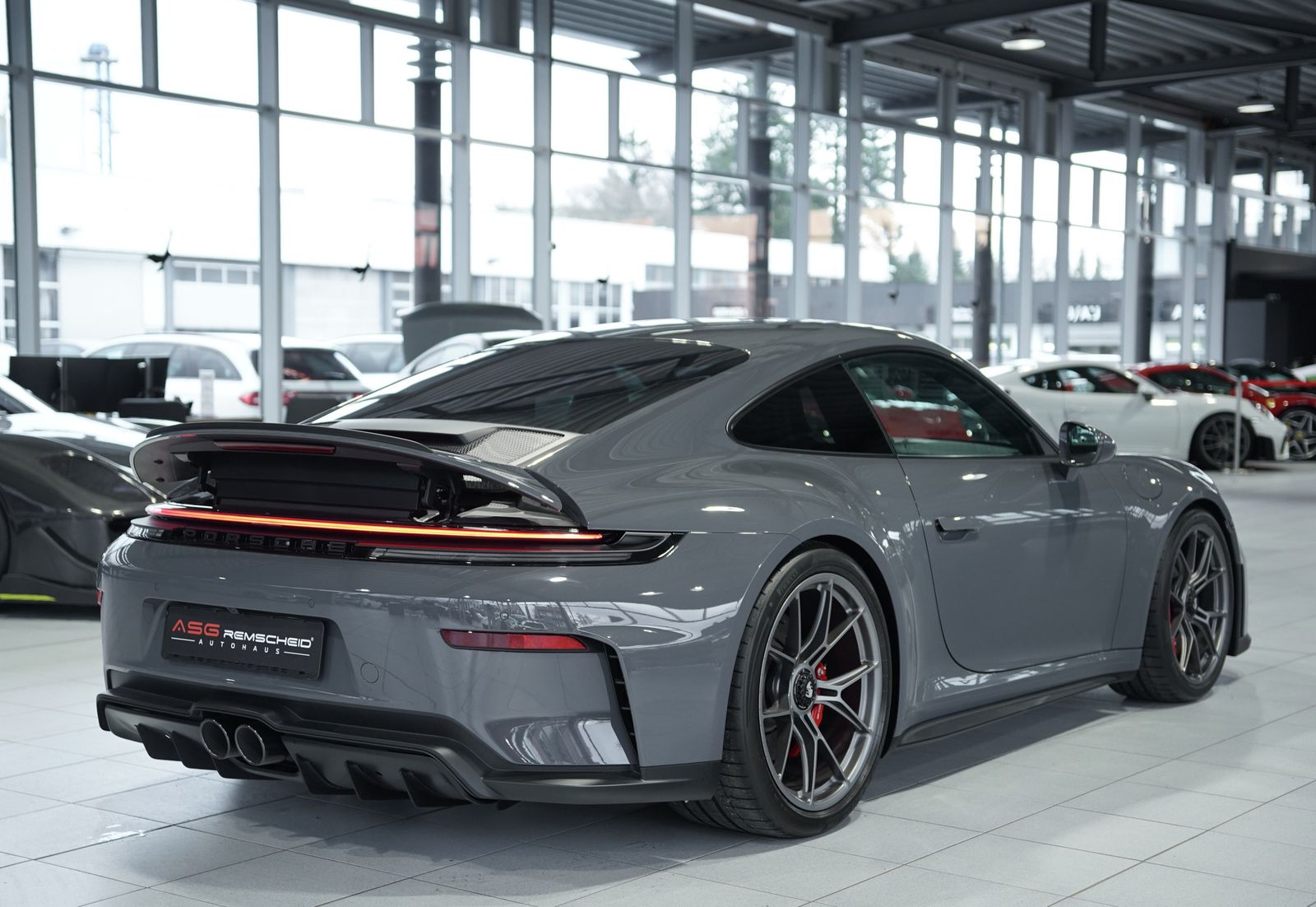 Porsche 992