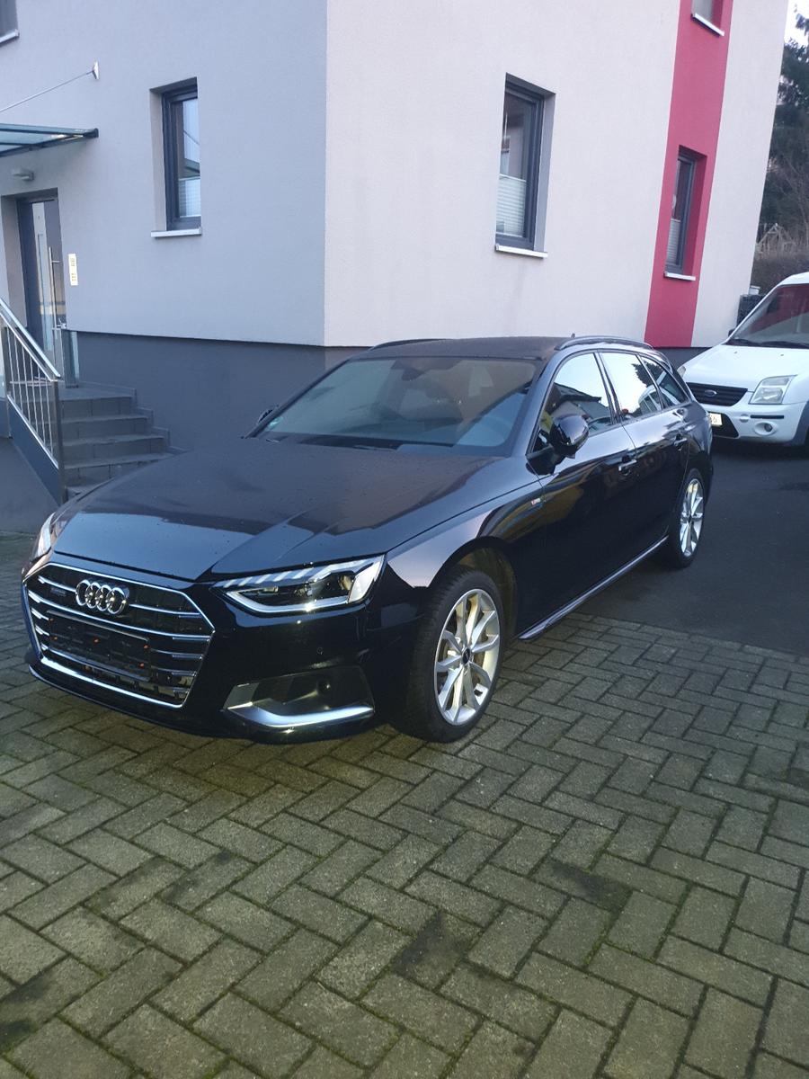 Audi A4 Avant 40 TFSI quattro advanced