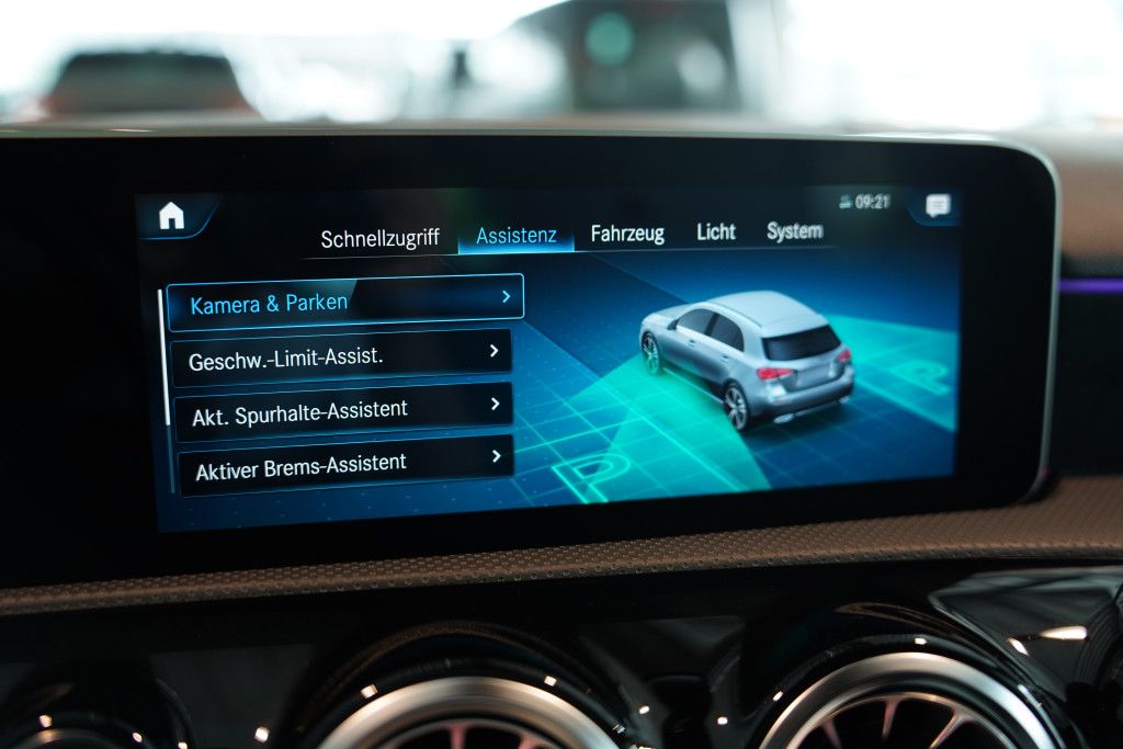 Mercedes Benz A 220