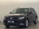 Volkswagen Tiguan Highline LED Navi-app AHK Pano Parkhilfen - Diesel mit Anhängerkupplung