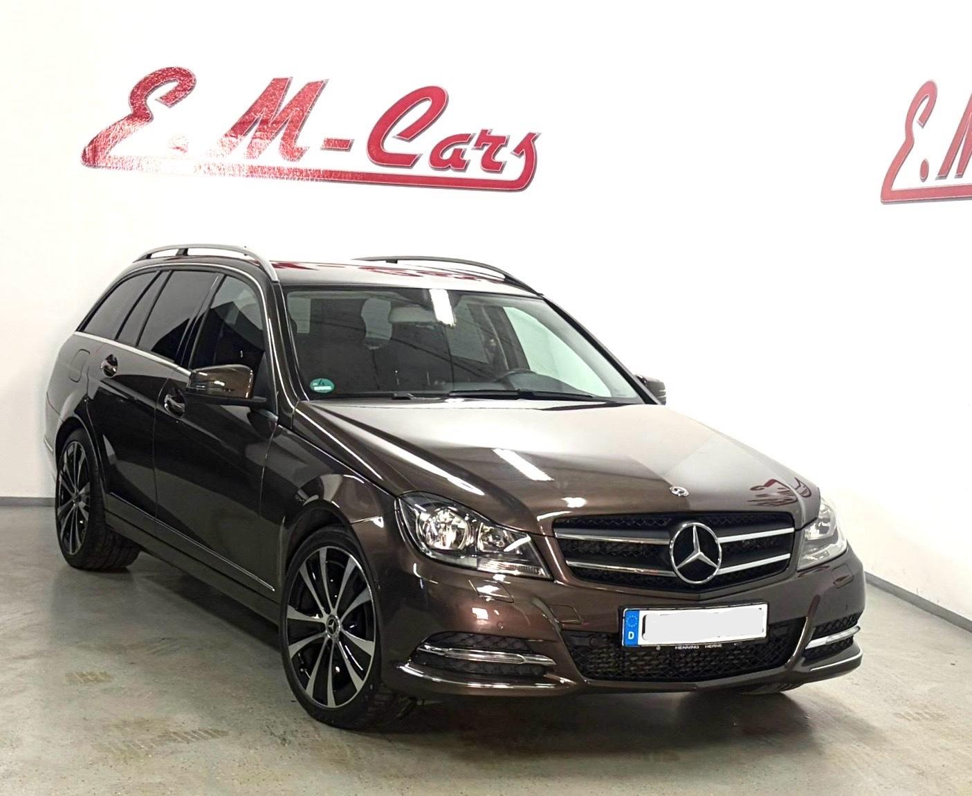 Mercedes-Benz C 220 T CDI BlueEfficiency Aut.*S-HEFT*T-LEDER*