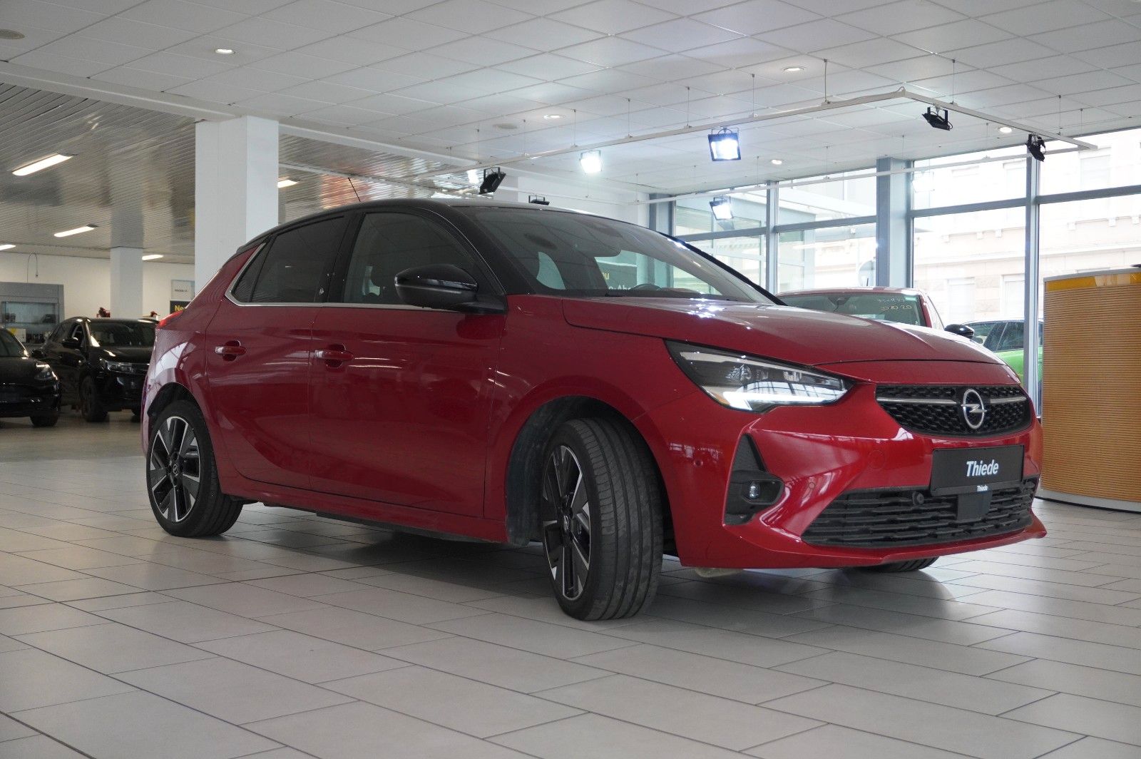 Fahrzeugabbildung Opel Corsa-e F GS SPORT 1-PHASIG NAVI/LED/KAMERA/DAB+