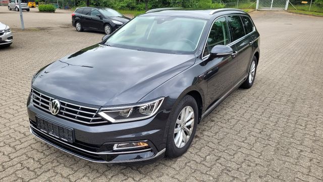 VW Passat 2,0TDI DSG 4M Comfl.+RFK++ALU+ACC+R-Line