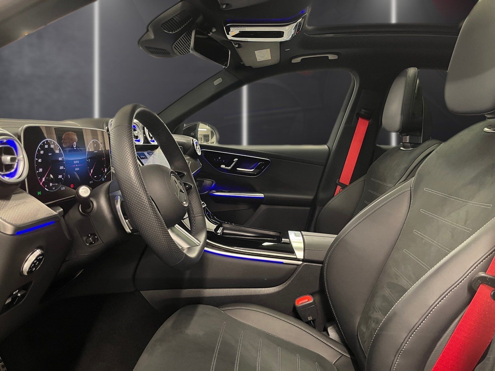 Fahrzeugabbildung Mercedes-Benz GLC 450 d 4M AMG Plus*STHZG*Pano*HUD*Distro*20"*