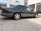 Mercedes-Benz Mercedes Benz 300er  W124 H-Kennzeichen - Mercedes-Benz 300 aus 1994