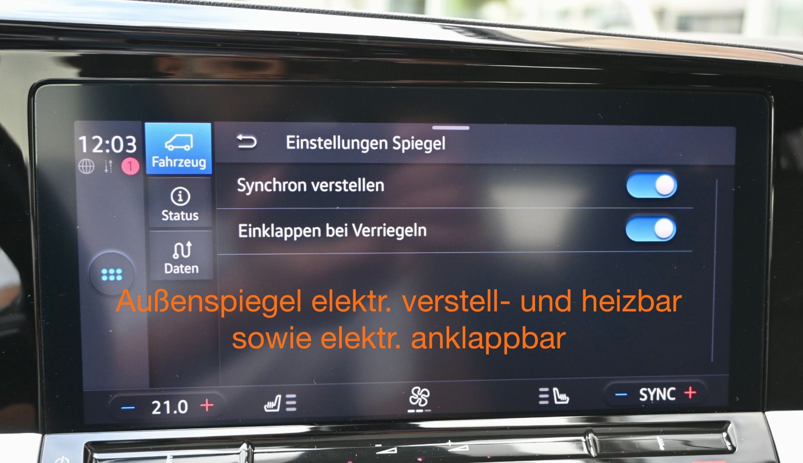 Fahrzeugabbildung Ford Grand Tourneo 2.0 d Titanium Aut °PANO°KAM°8FACH