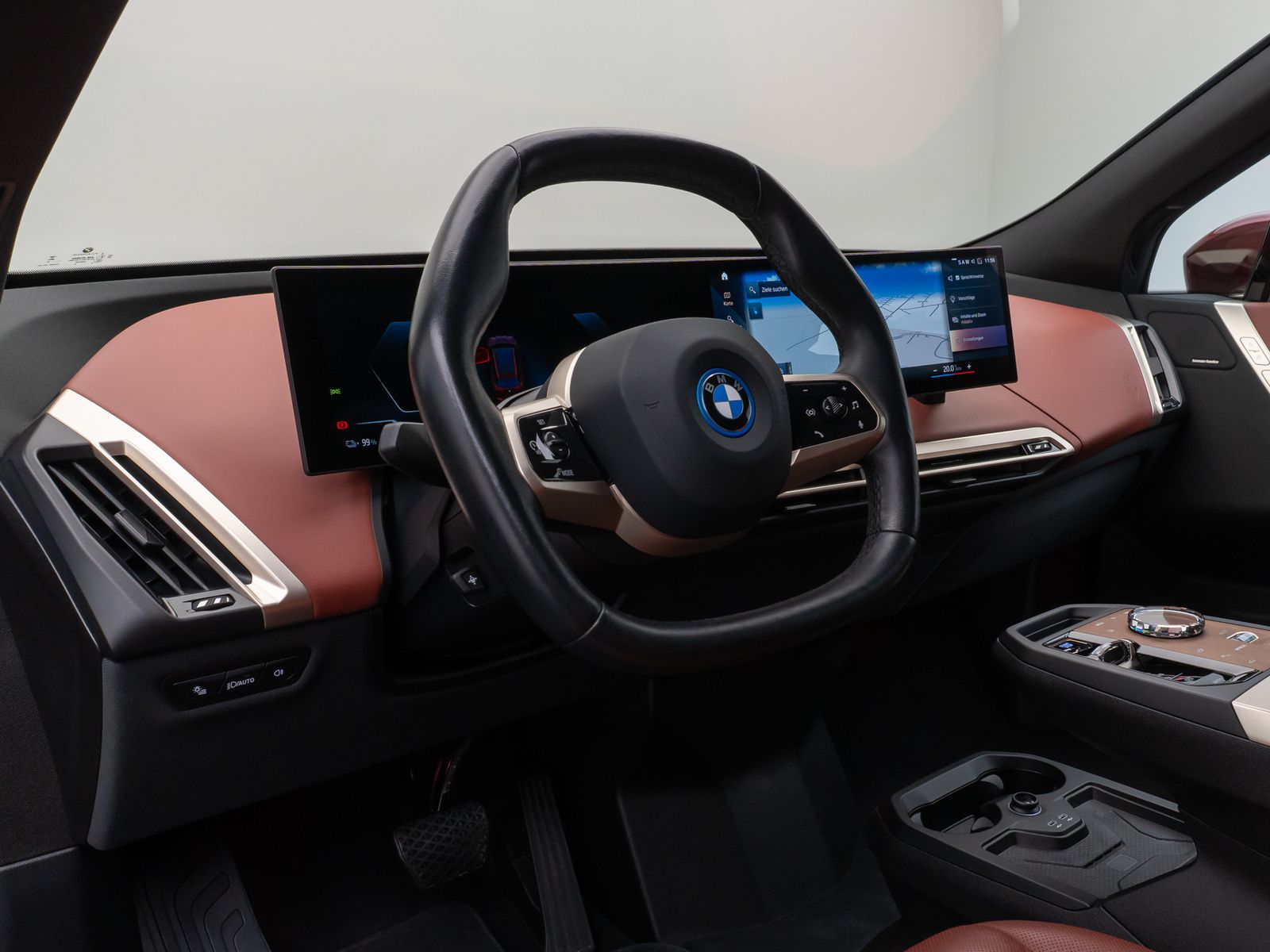 Fahrzeugabbildung BMW iX xD50  Sport Pano Sky-Lounge 360°Laser SoftCl