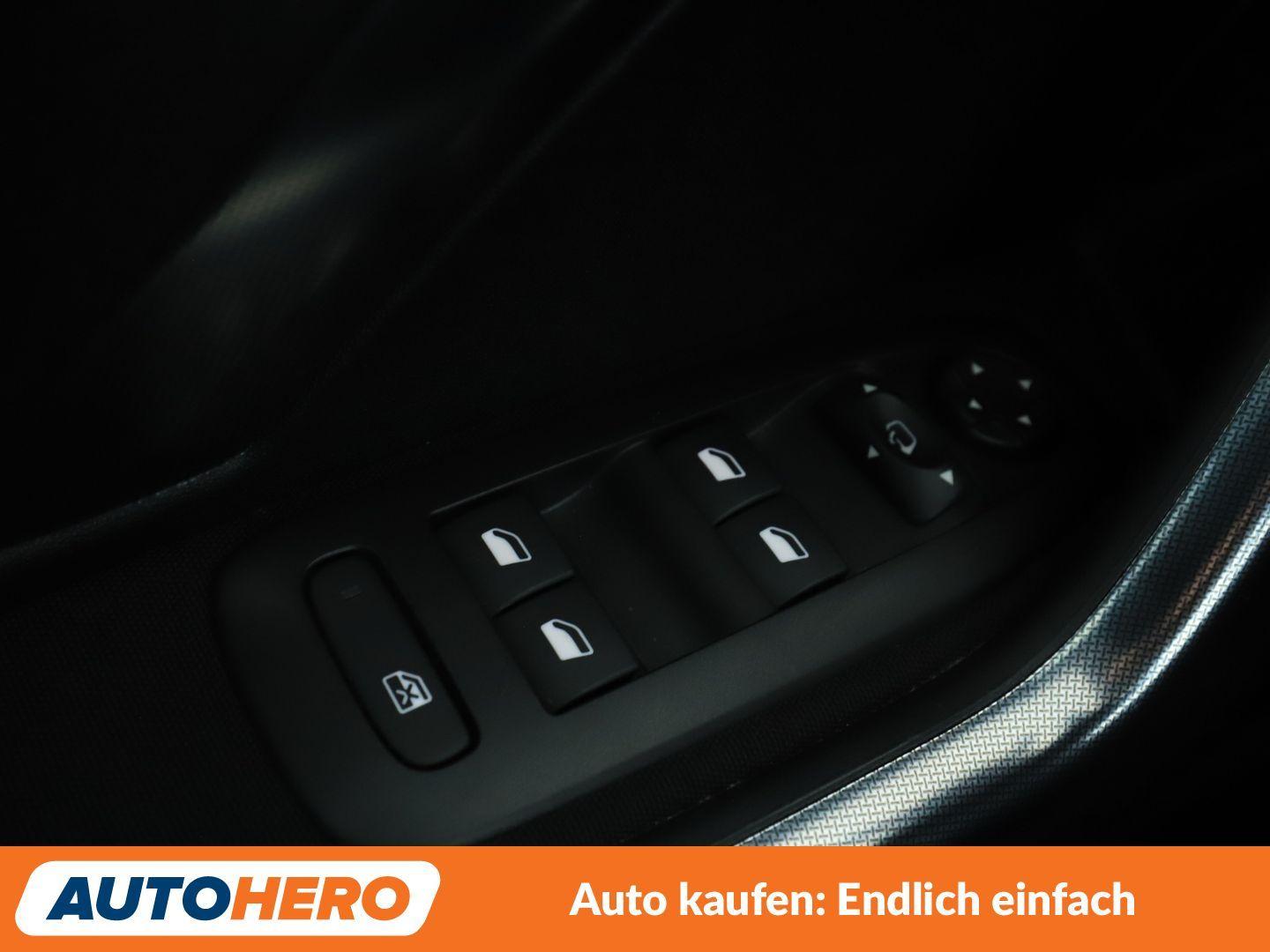 Peugeot 2008 1.2 PureTech Allure*NAVI*TEMPO*CAM*PDC*SHZ*