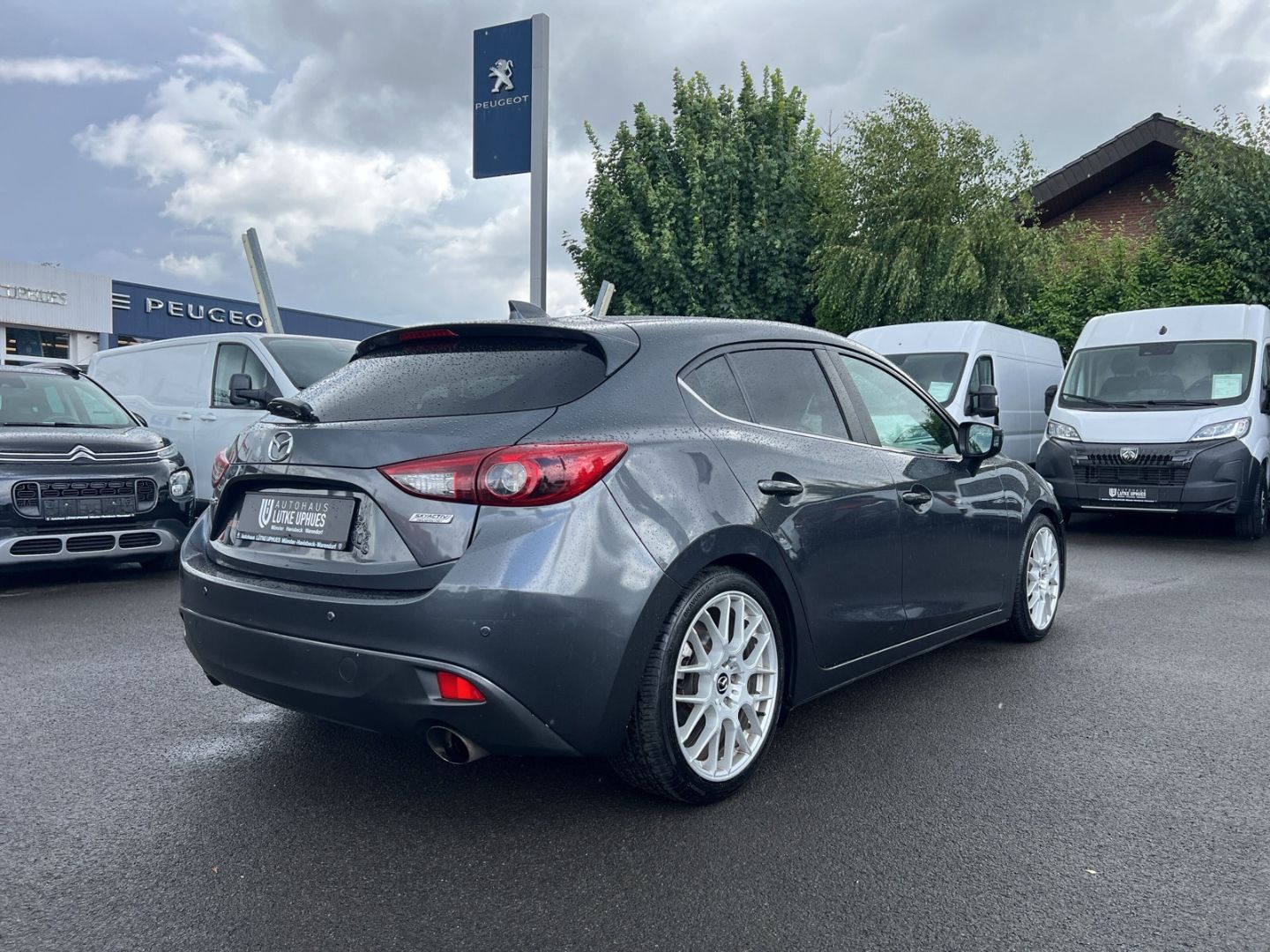 Fahrzeugabbildung Mazda 3 Sports-Line SKYACTIV-G 165 Soundsystem Bose