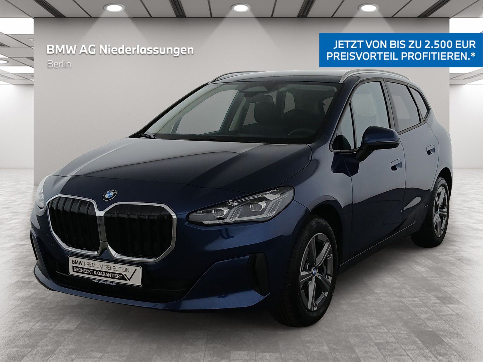 BMW 220i Active Tourer Navi AHK Kamera LED