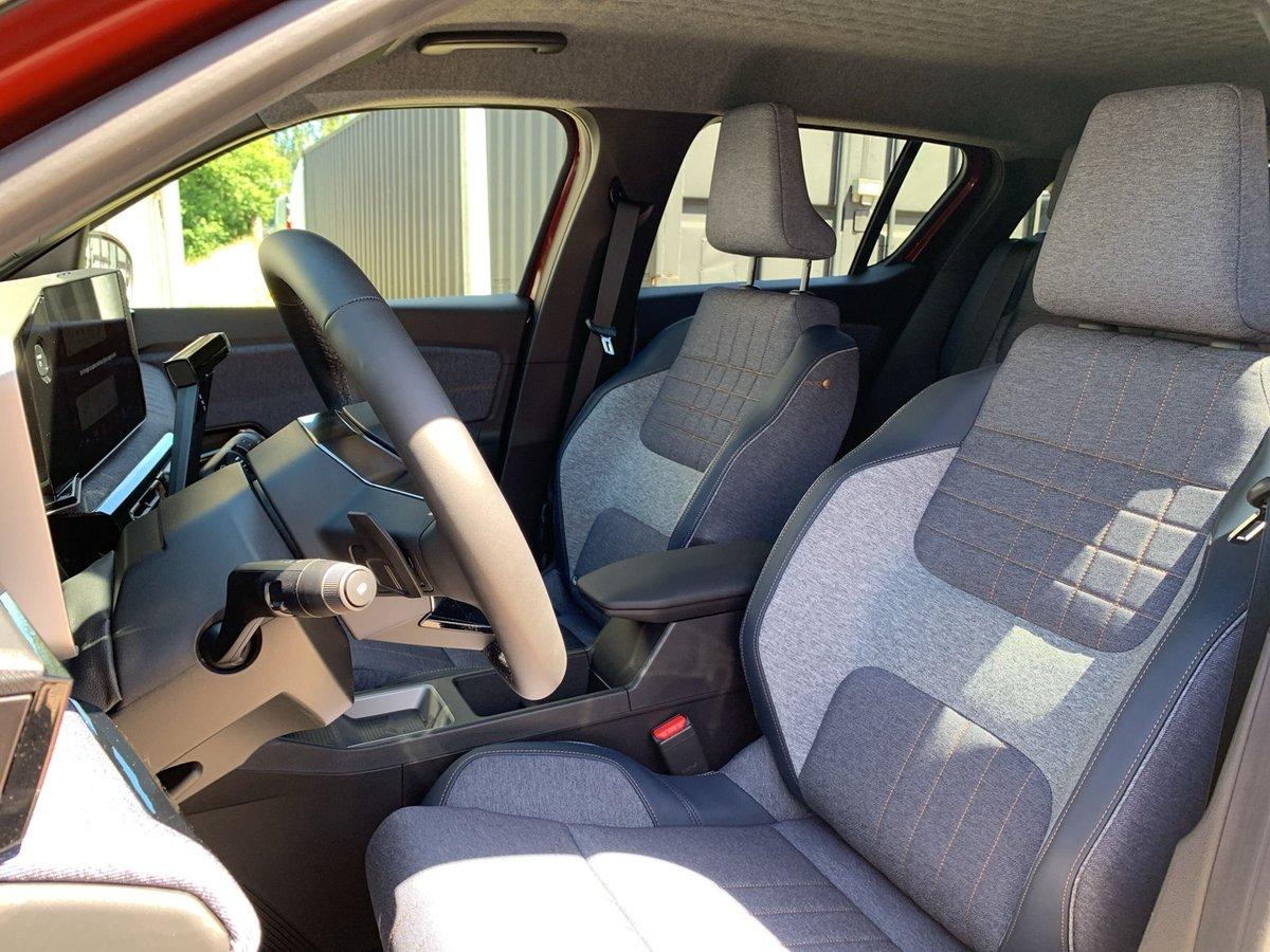 Renault R 4 E-TECH TECHNO 150 COMFORT RANGE LED+KLIMA