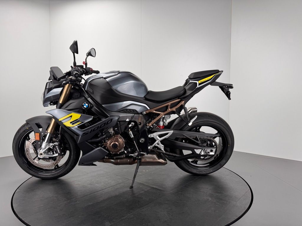 Fahrzeugabbildung BMW S1000 R *NEUWERTIGER *1. HAND