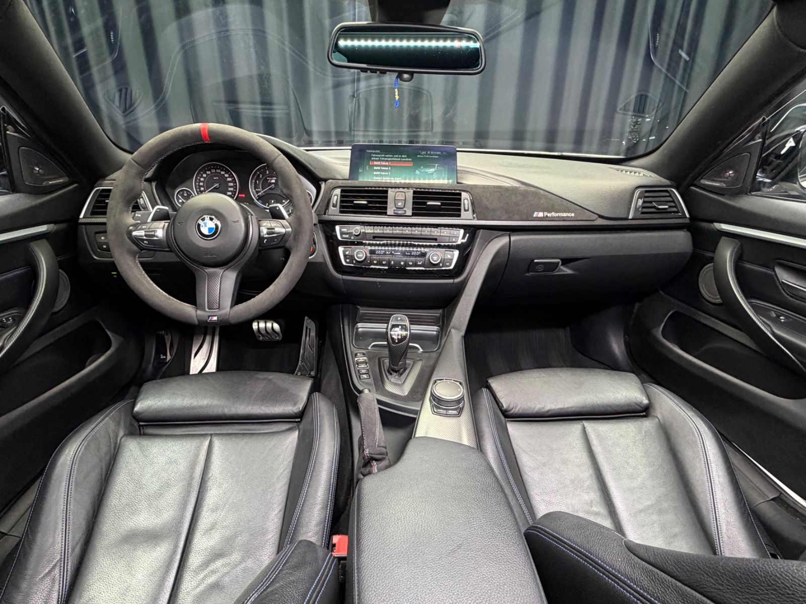 Fahrzeugabbildung BMW 440 Gran Coupé M-PAKET|MPPSK|H&K|HuD|LEDER|PANO