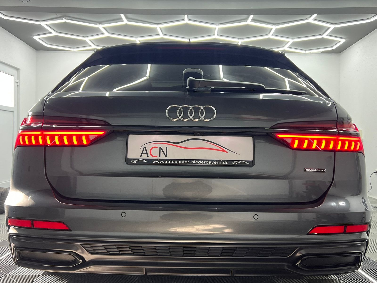 Fahrzeugabbildung Audi A6 50 TDI Quattro S-Line Sport/ACC/PANO/HdMATRIX