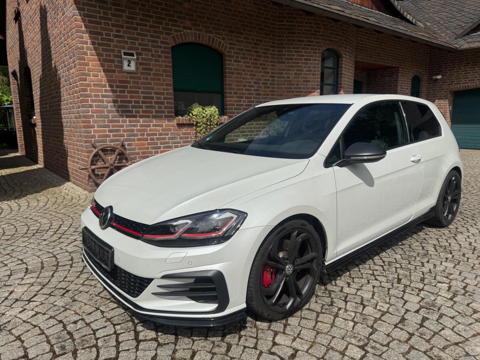 Volkswagen Golf VII Lim. GTI TCR/LED/NAVI