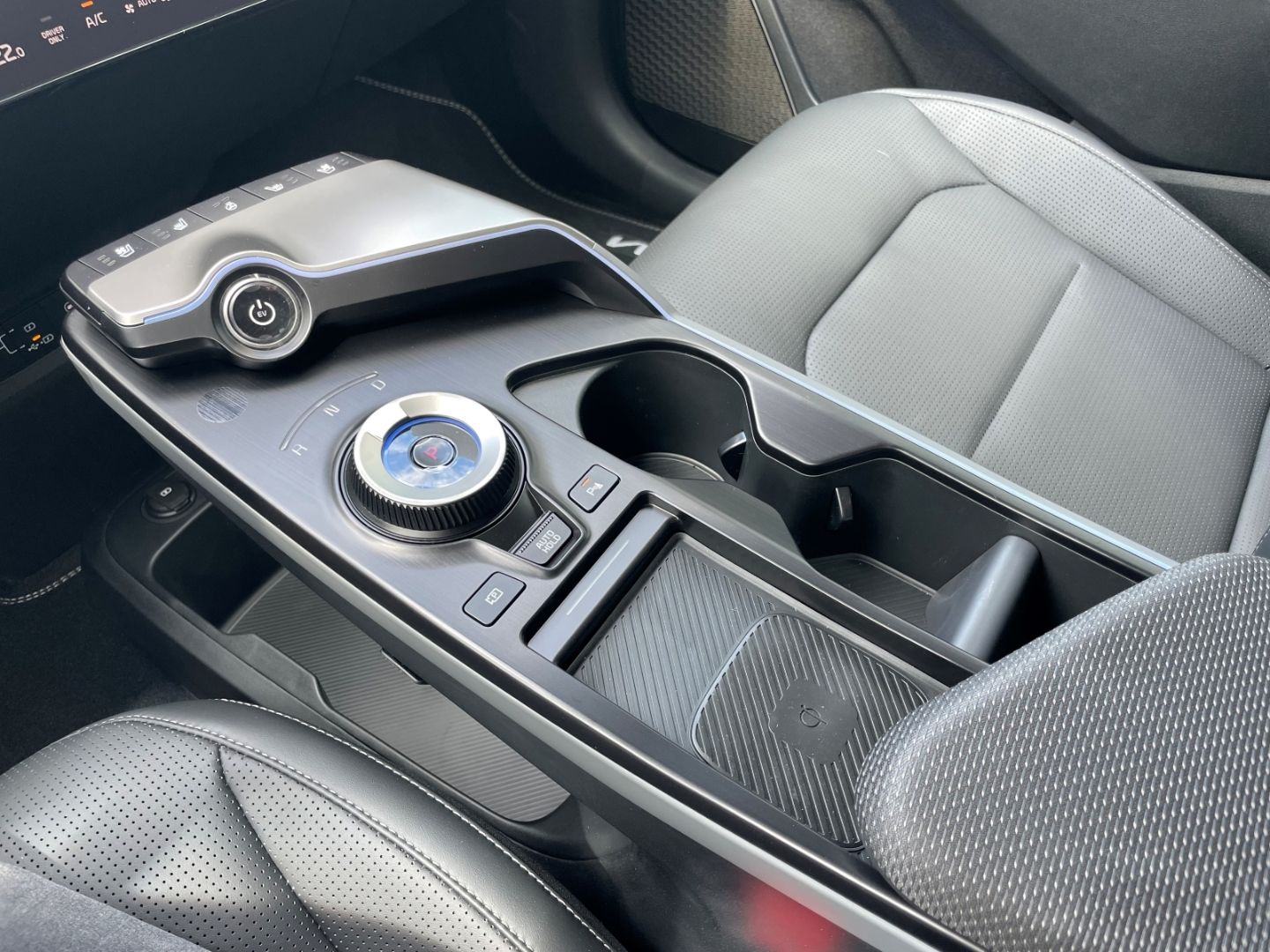 Fahrzeugabbildung Kia EV6 Earth 84 kWh 360° Kamera HeadUp Sitzbelüftun