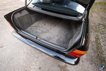 صورة مصغرة 16 لـ 1990 BMW M5