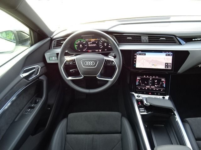 e-tron Sportback S line 50 Quattro