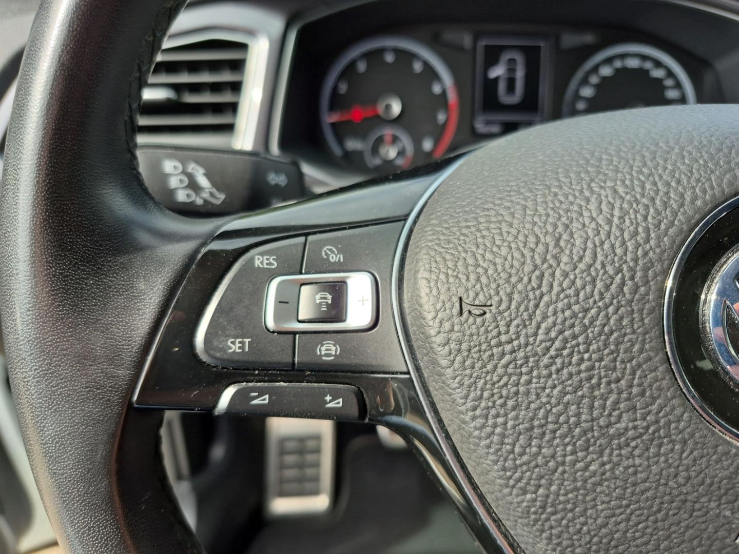 Volkswagen T-Roc IQ.DRIVE Navi ACC Parklenkas. Sitzheizung