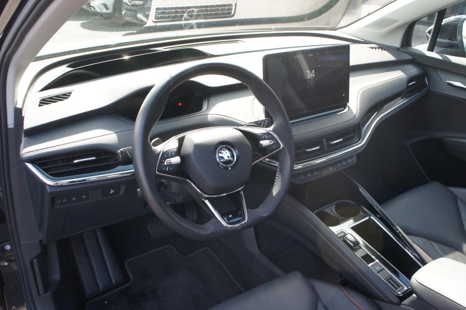 Skoda Enyaq 80 Suite*9 PAKETE*DRIVE+*AHK*PANO*W-PUMPE