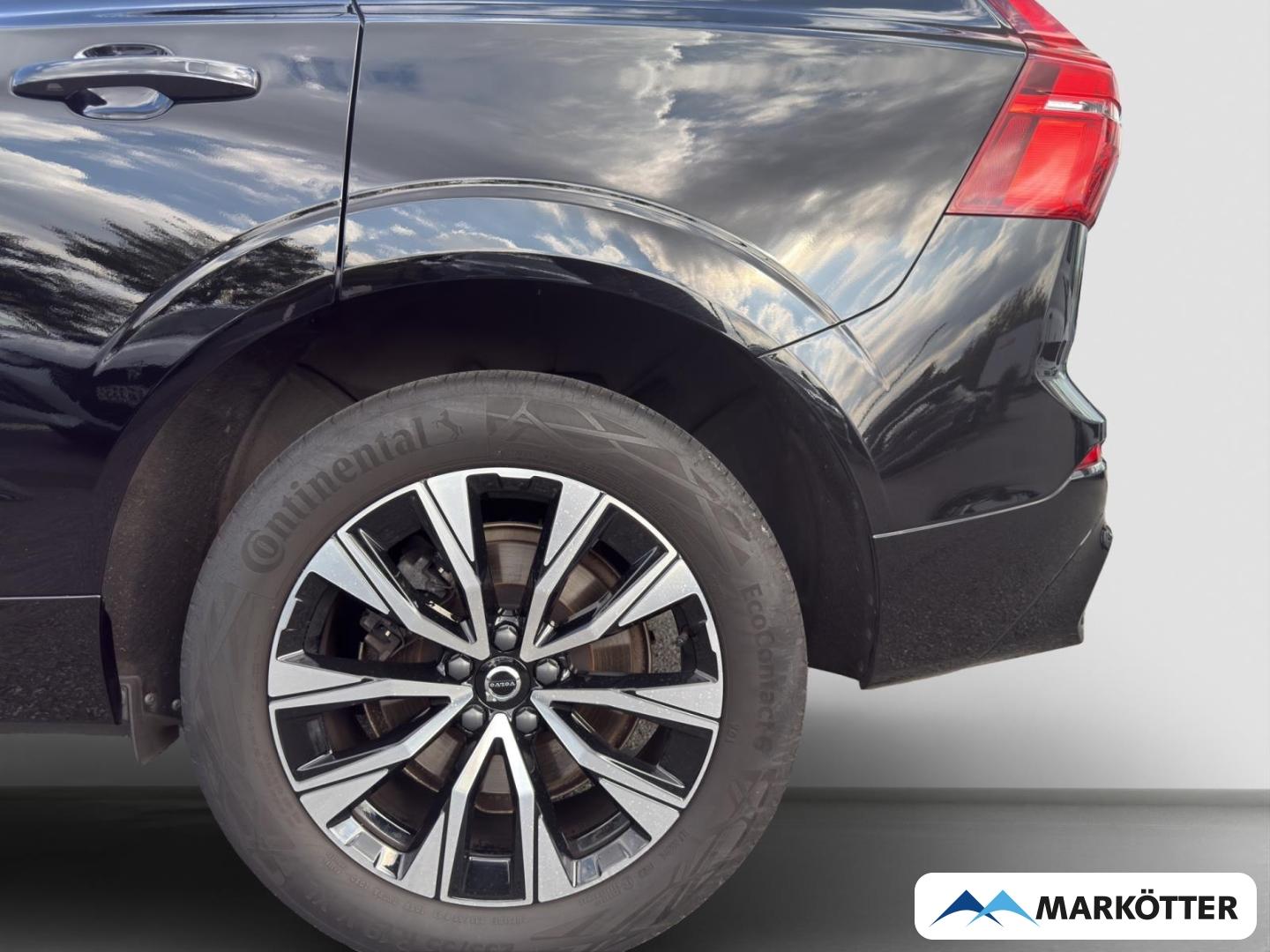 Volvo XC60 AUT.*PLUS DARK*2WD*PANO*LED*WINTERPAKET*E-S