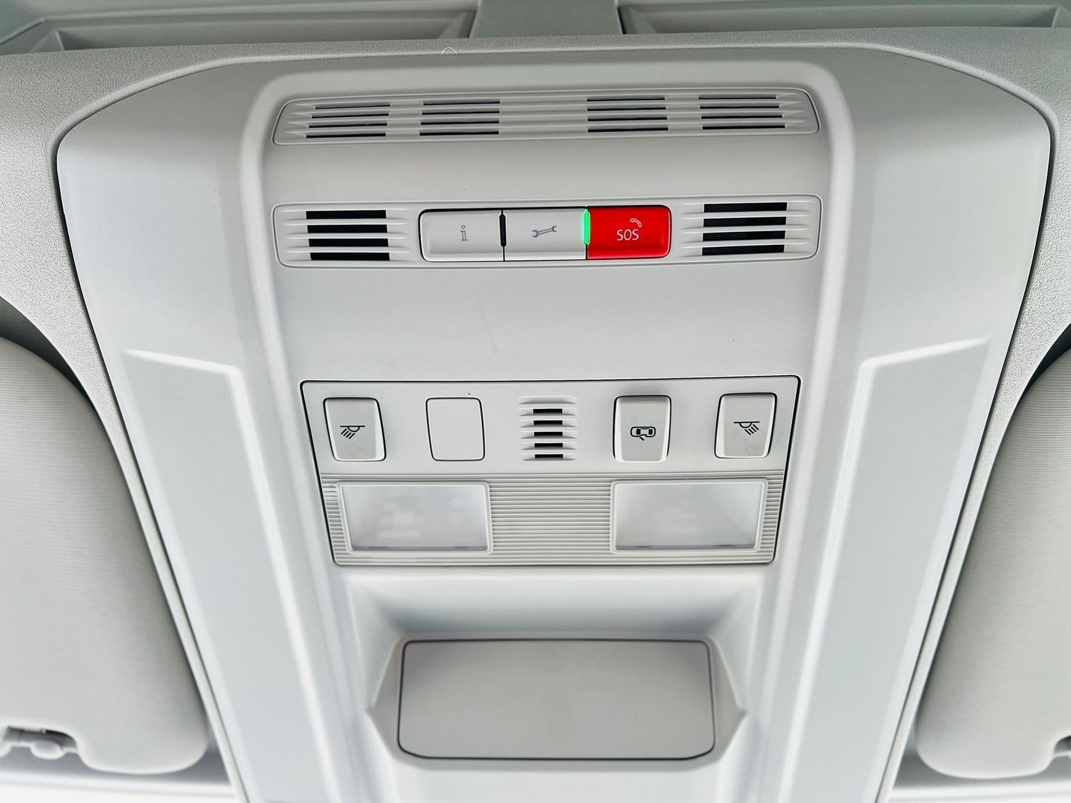 Fahrzeugabbildung Volkswagen Crafter Kasten 35 Hoch, L3H3, RFK, Klima, PTS, T