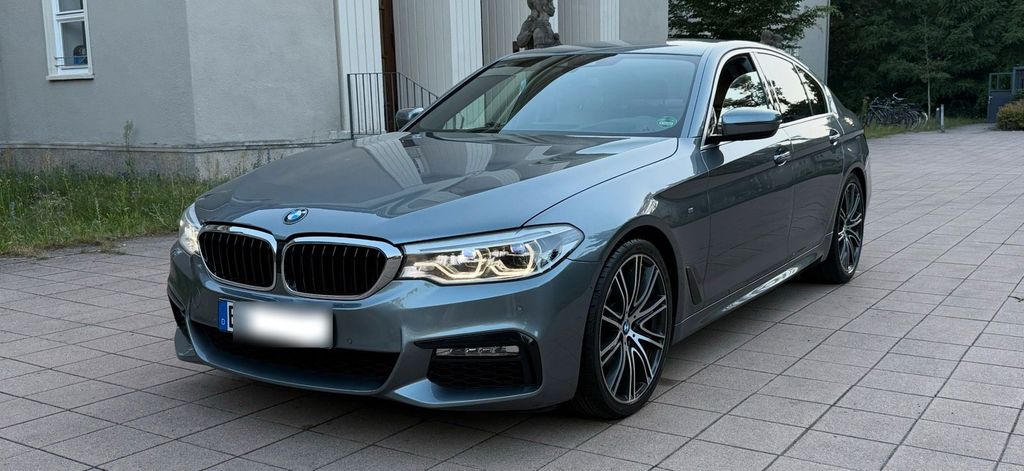 Image of BMW 530