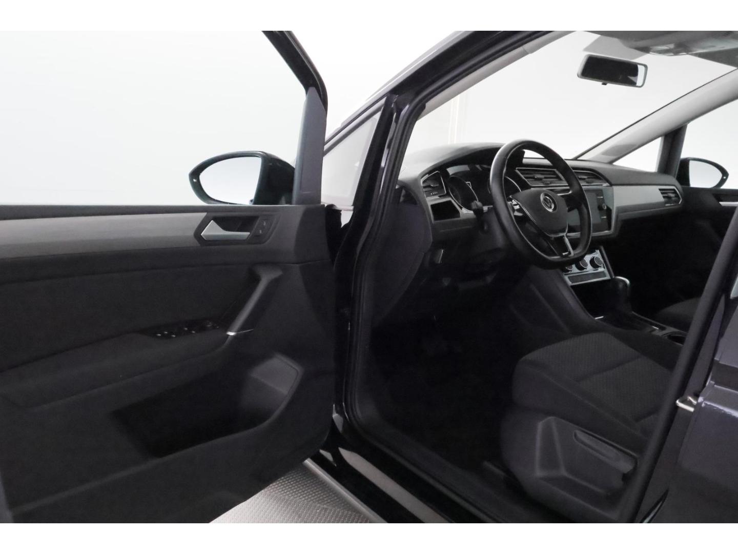 Volkswagen Touran 1.5TSI DSG Comfortline+NAVI+KAMERA+AHK, миниатюра 13