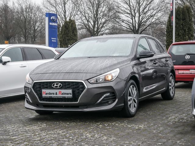 Hyundai i30 1.4 Yes! KLIMA PDC SHZ RÜCKFAHRKAMERA NAVI