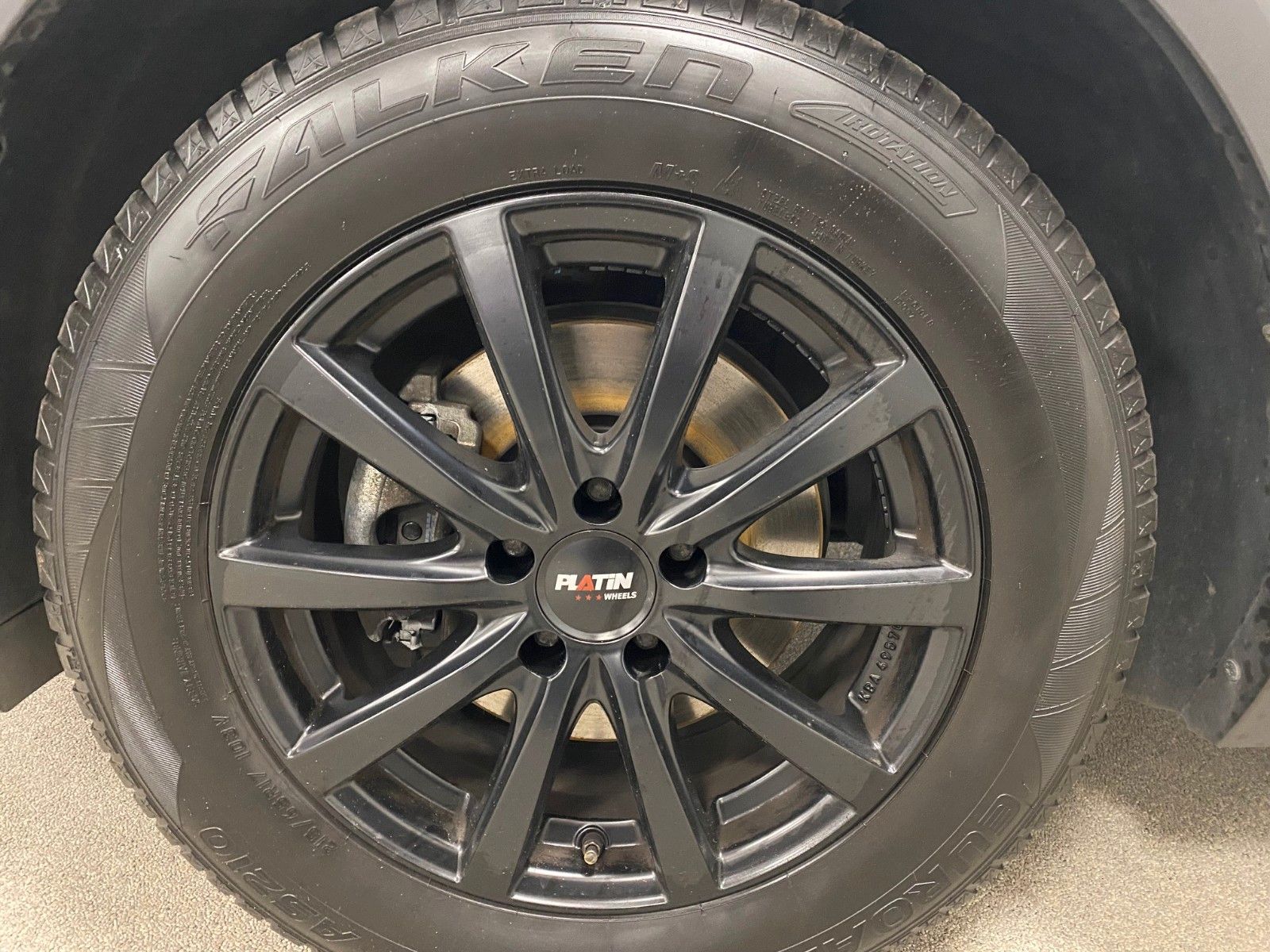 Fahrzeugabbildung Volkswagen Tiguan 1.5 TSI Trendline+NAVIGATION+ALLWETTER+BC