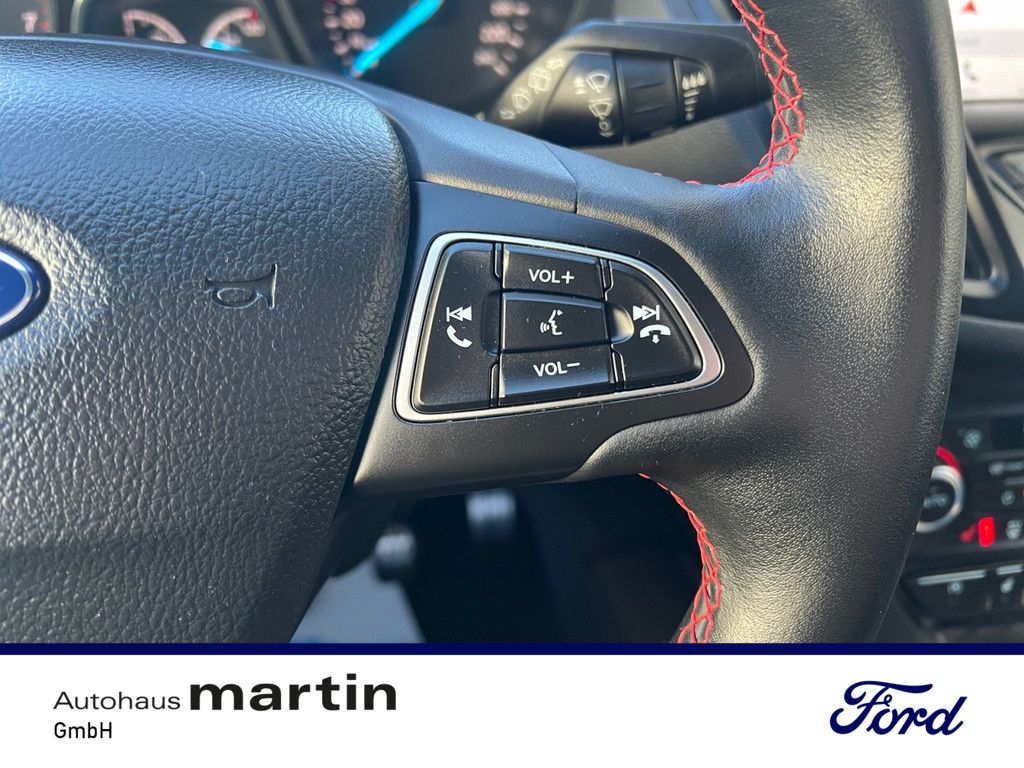 Fahrzeugabbildung Ford Kuga 1.5 ST-Line KLIMA SYNC PDC SHZ KAMERA NAVI