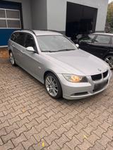 BMW 320i e91 M-Paket & Anhängerkupplung - BMW 320 aus 2005: Kombi, 320i