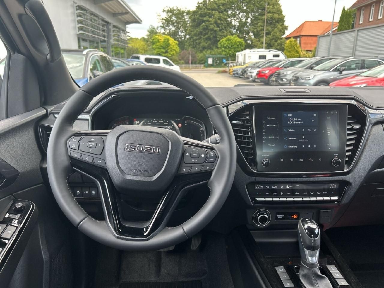 Fahrzeugabbildung Isuzu D-Max Space Cab 4WD V-CROSS 2,2