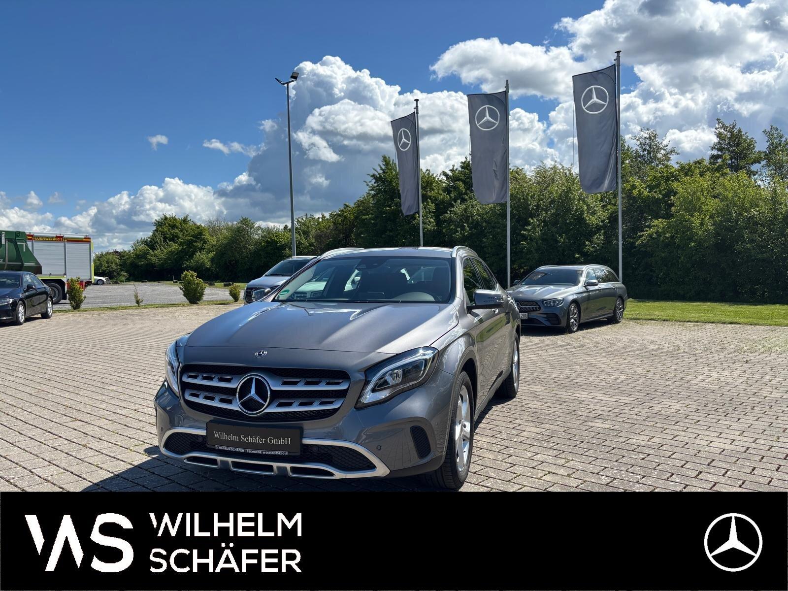Mercedes-Benz GLA 200 Sport Utility Vehicle Urban/Navi/Klima
