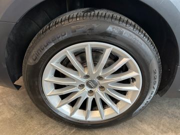 MYAUTOCENTER – Gebraucht- und Jahreswagen mit Werkstattservice in Pfaffenhofen Audi A4 *STHZ(VH)*3-ZONEN*PANO*TEMPO*NAVI*LEDER*