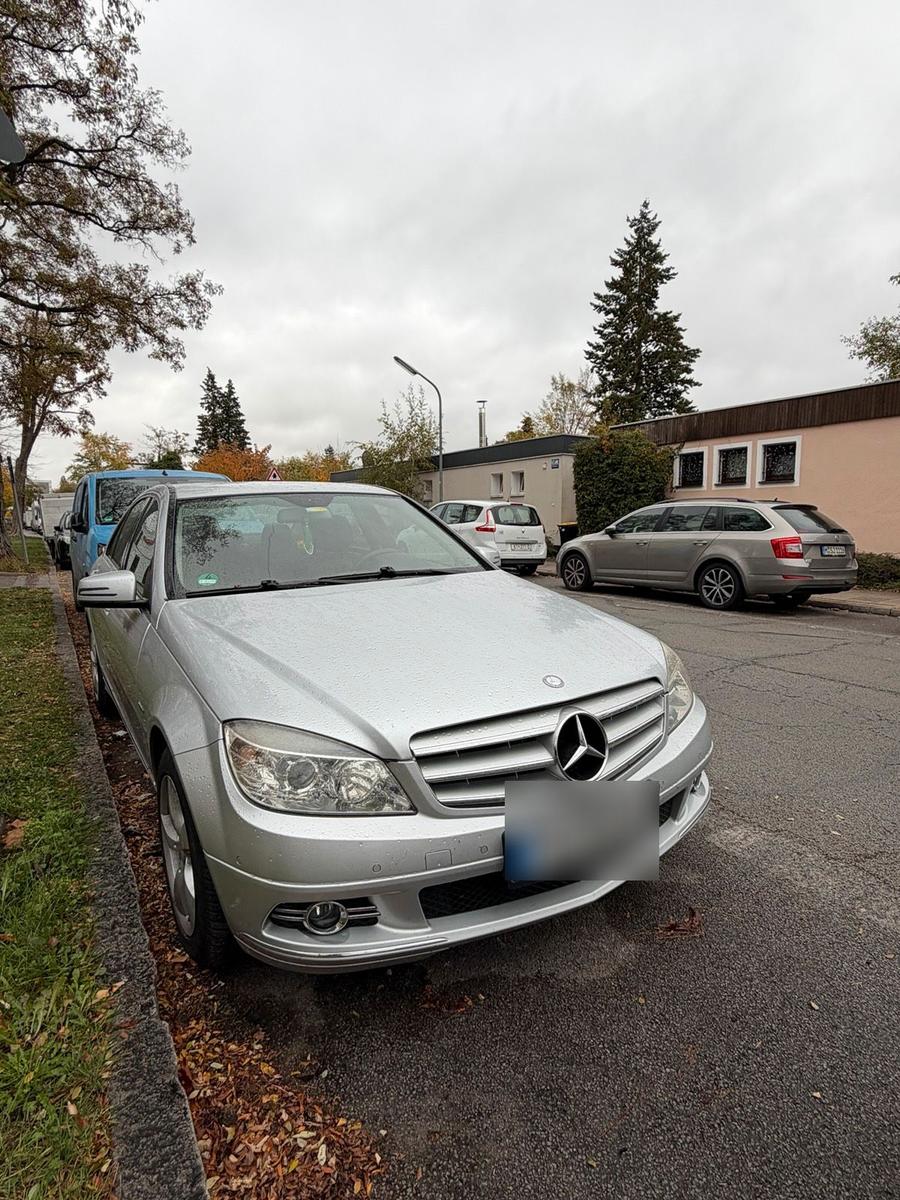 Mercedes-Benz C 180