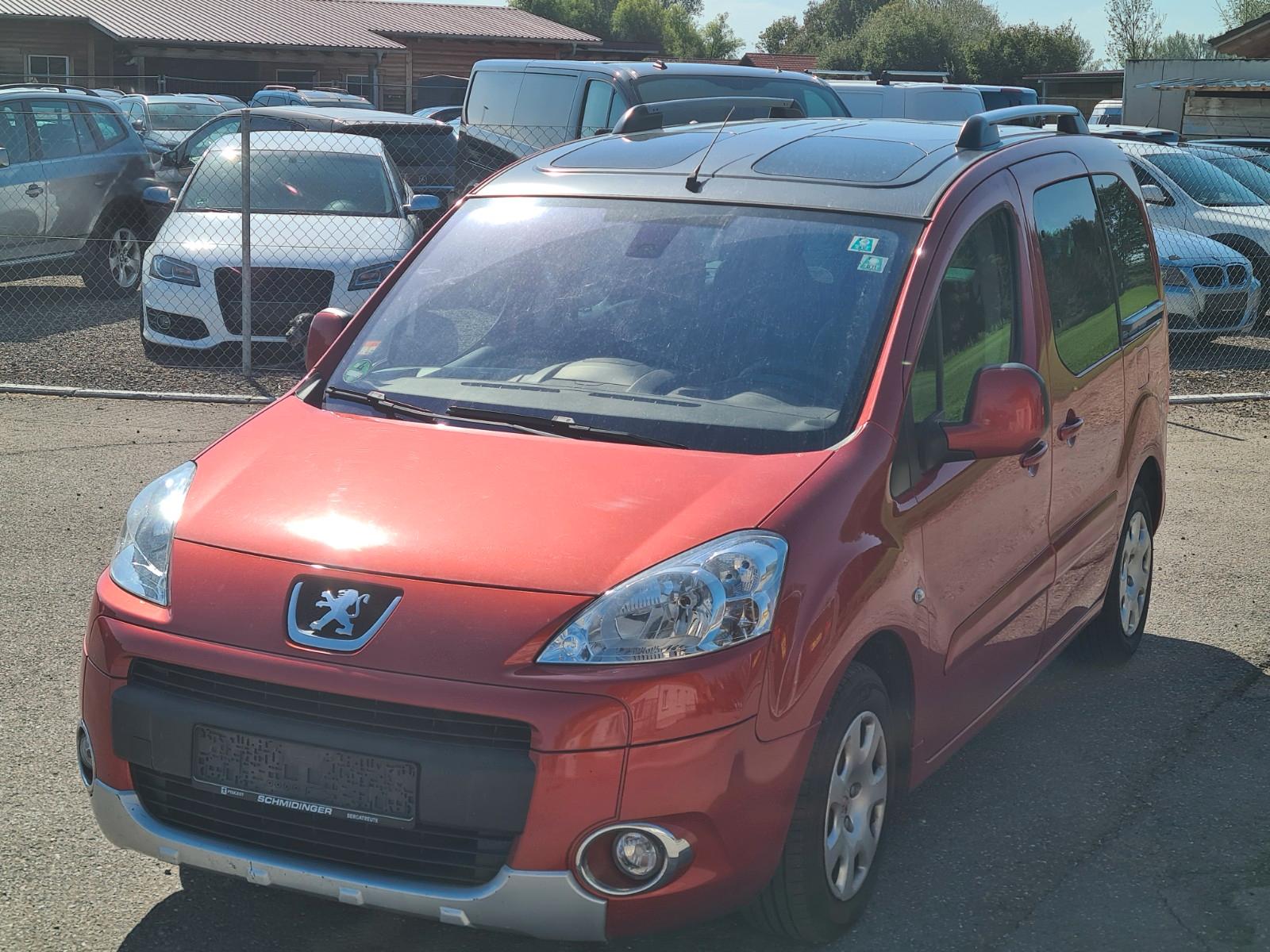 Peugeot Partner Tepee Family Klima 8fach Pano ZR neu