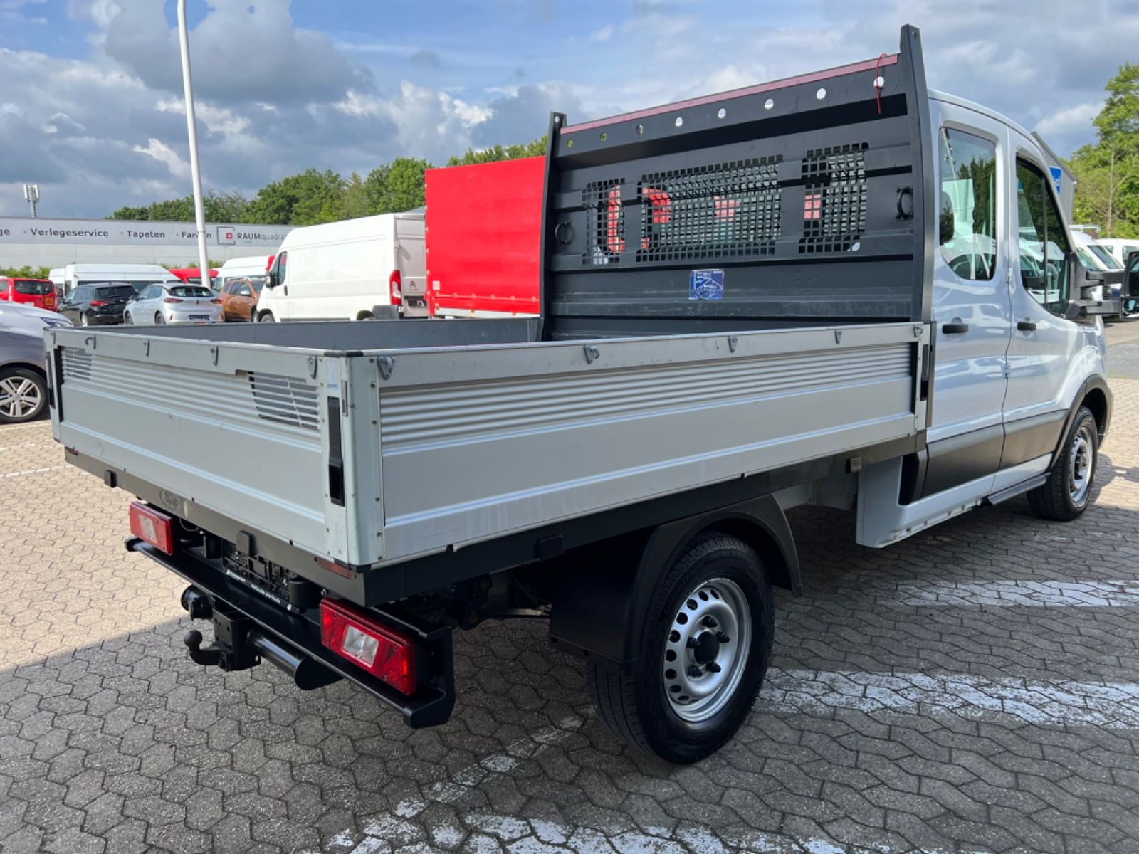 Fahrzeugabbildung Ford Transit Pritsche 350 L2 Doppelkabine*Allrad*