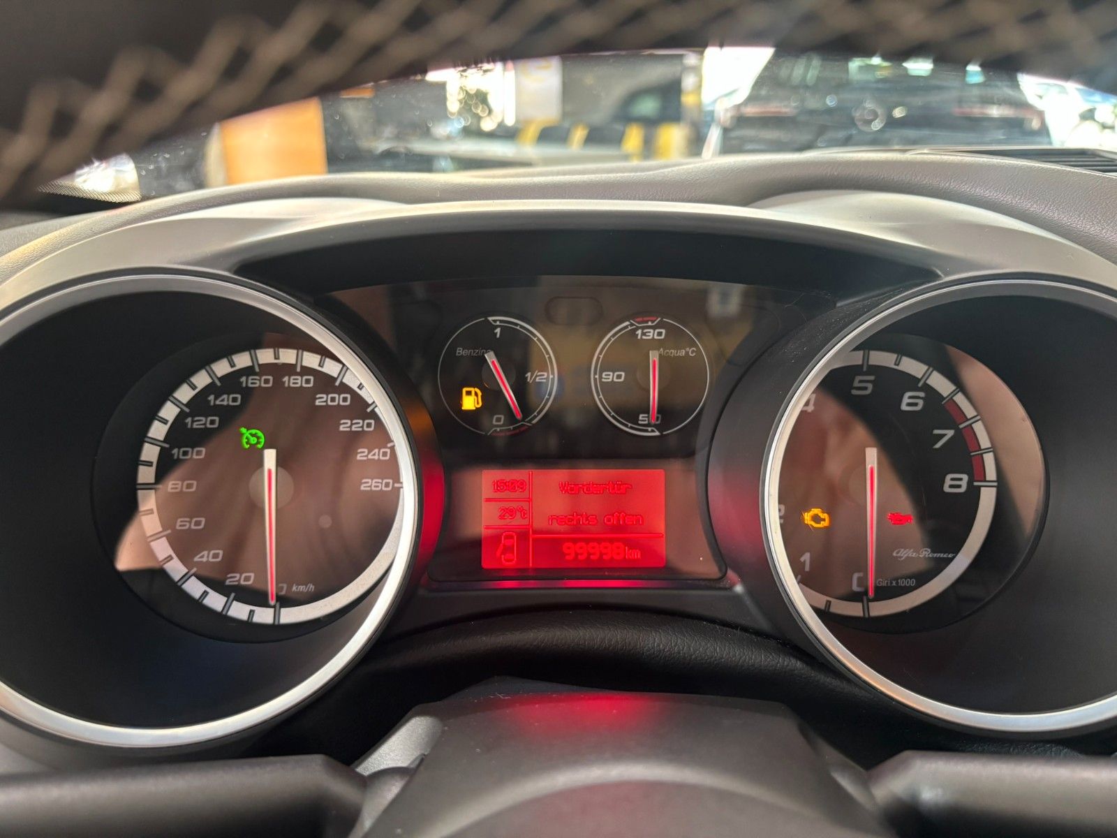 Fahrzeugabbildung Alfa Romeo Giulietta Turismo 1.4 QV-LINE NAVI/LEDER/PDC/TEM