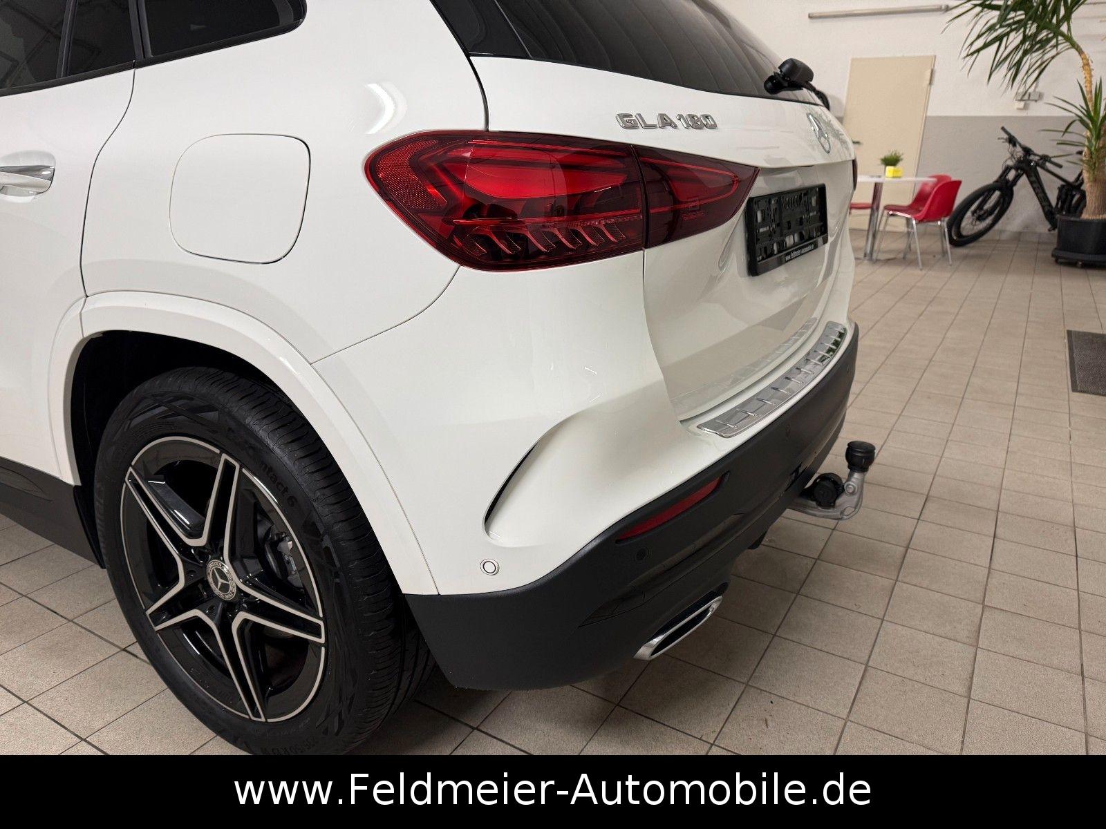 Mercedes-Benz GLA 180 AMG*Night*Distronic*Tot*AHK*MultiLED*360