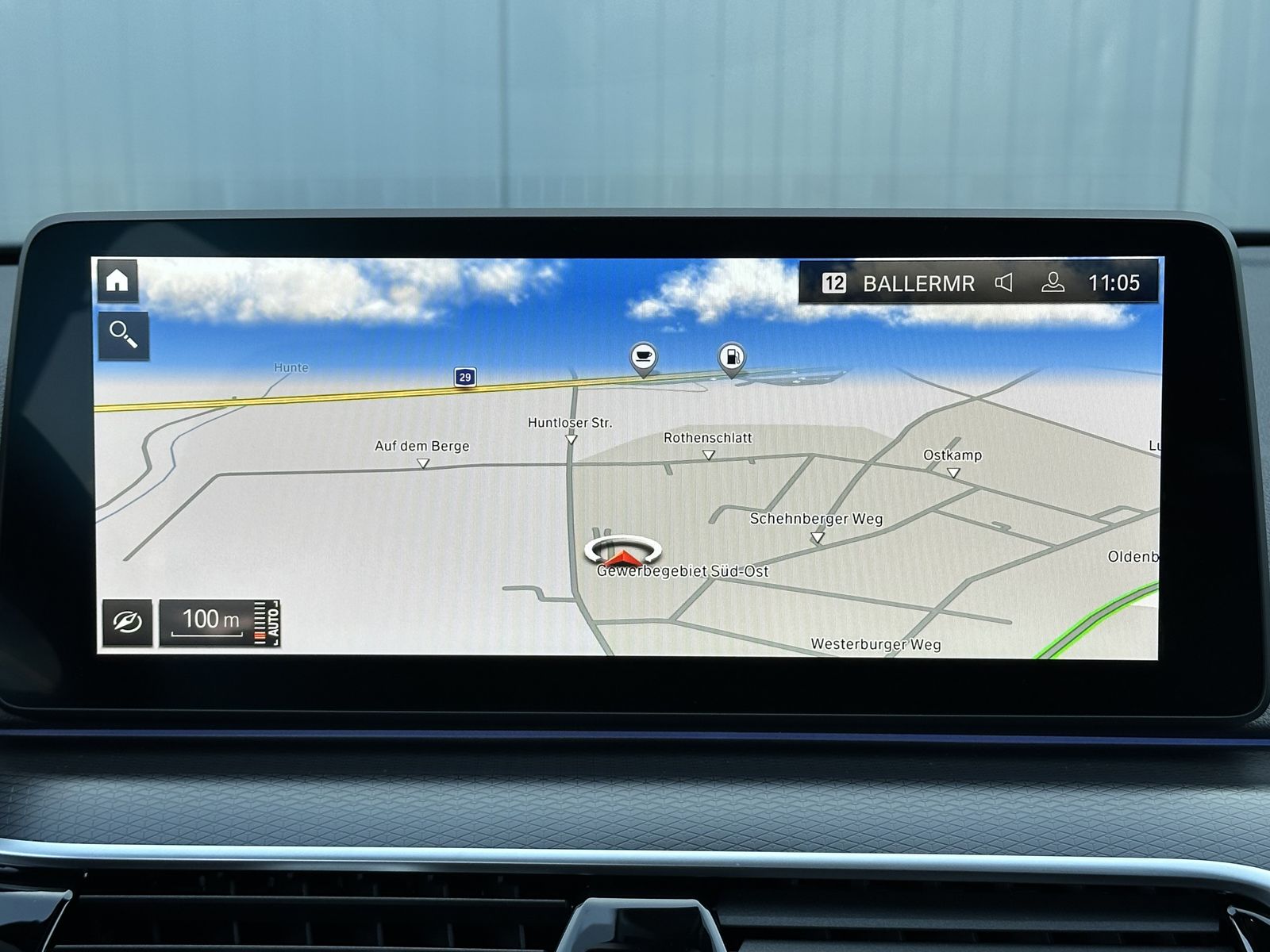 Fahrzeugabbildung BMW 520d Touring M-Sport NAV+LED+AHK+PANO+KAMERA+1HD