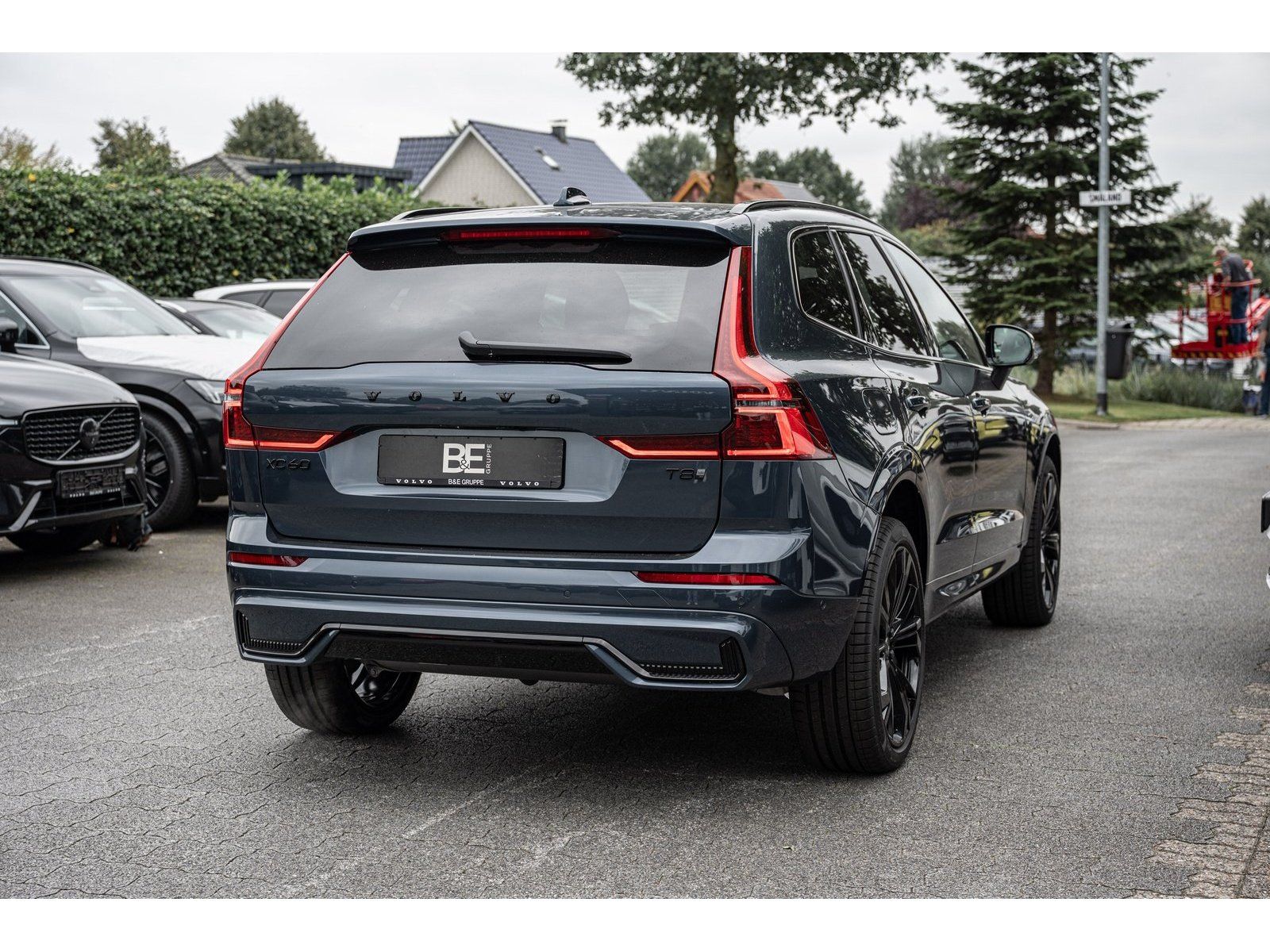 Volvo XC60 T8 Plus Black Edition AWD imagem 3