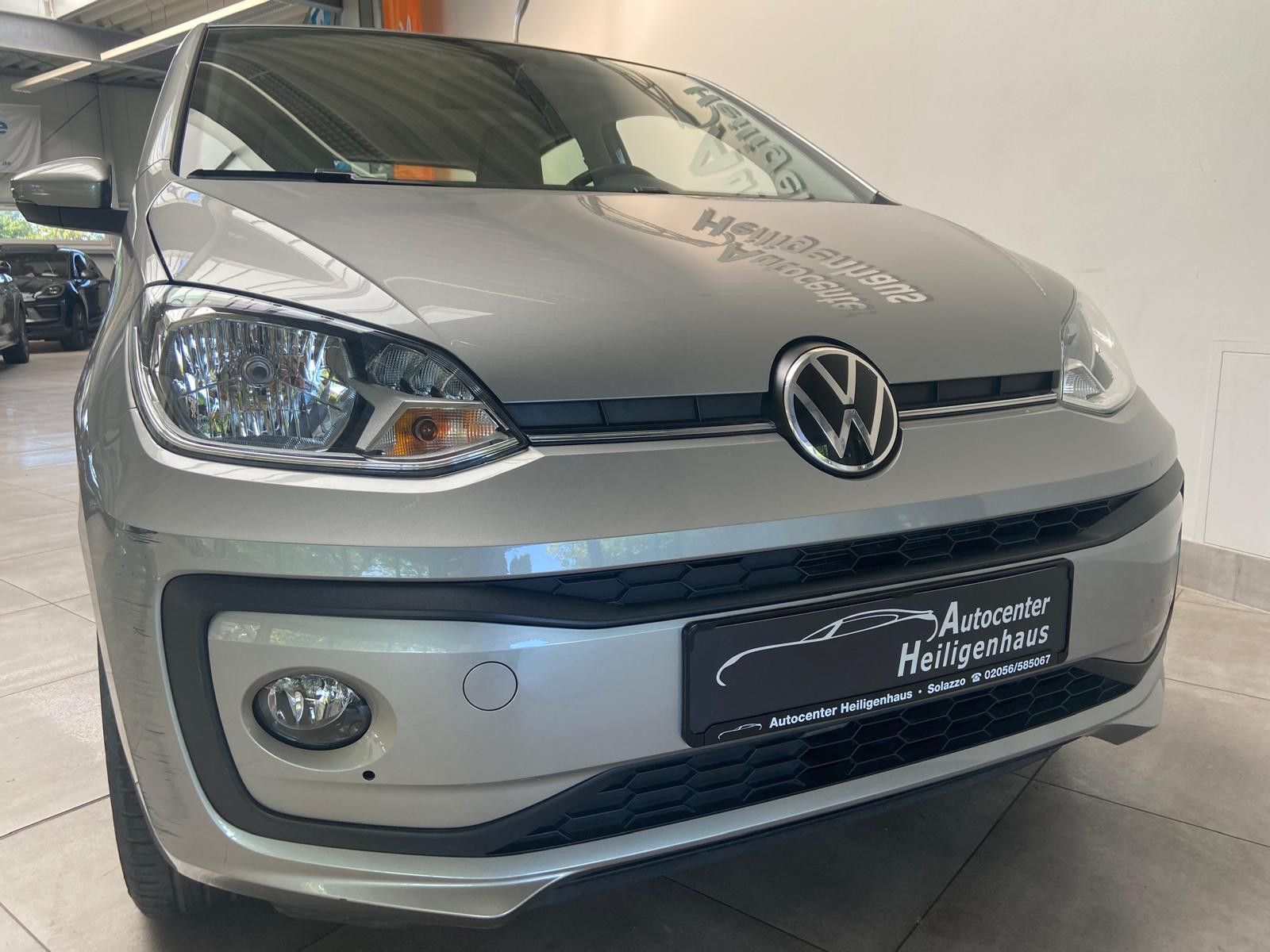 VW up