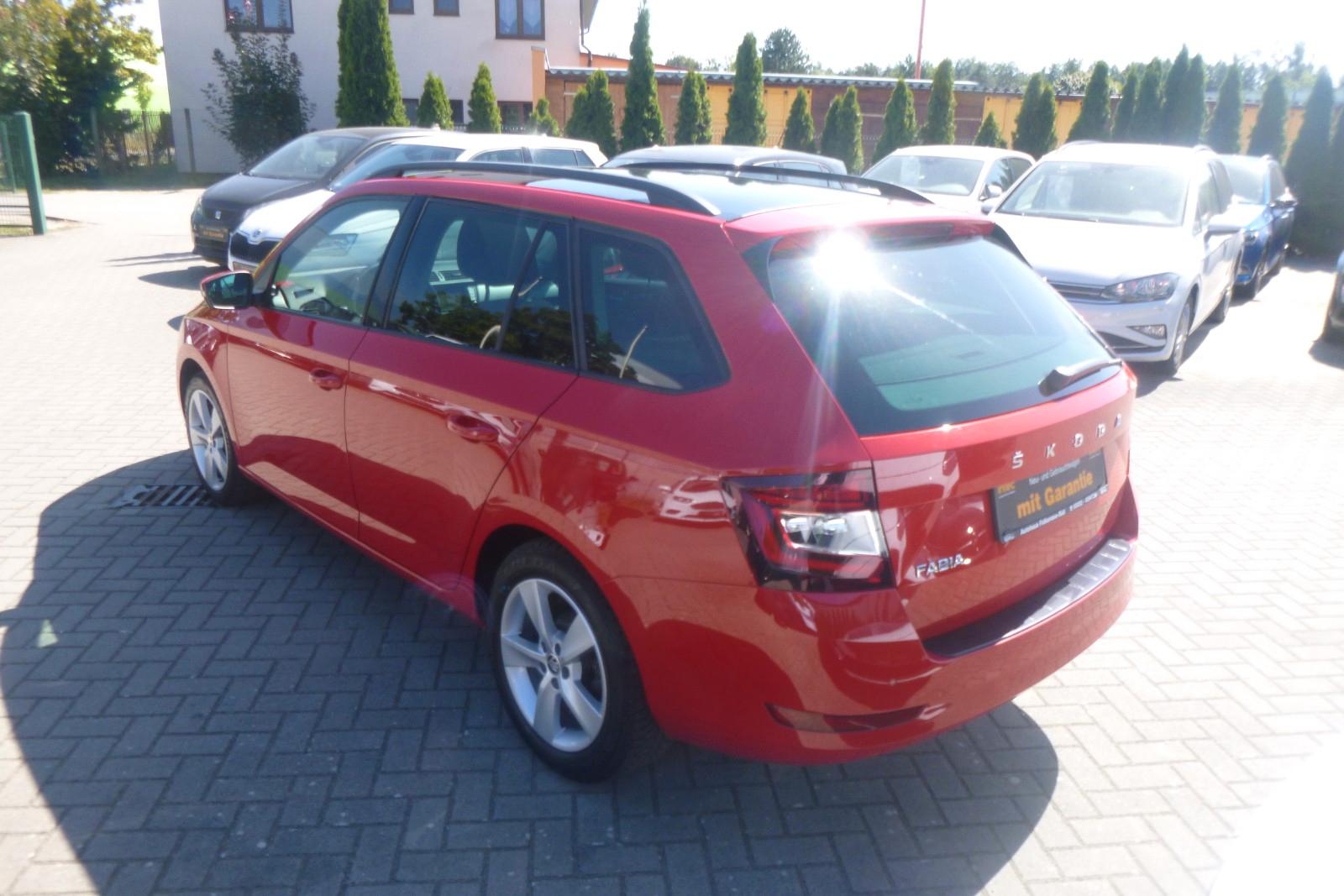 Skoda Fabia Combi Drive 125 Best Of, Panoramadach