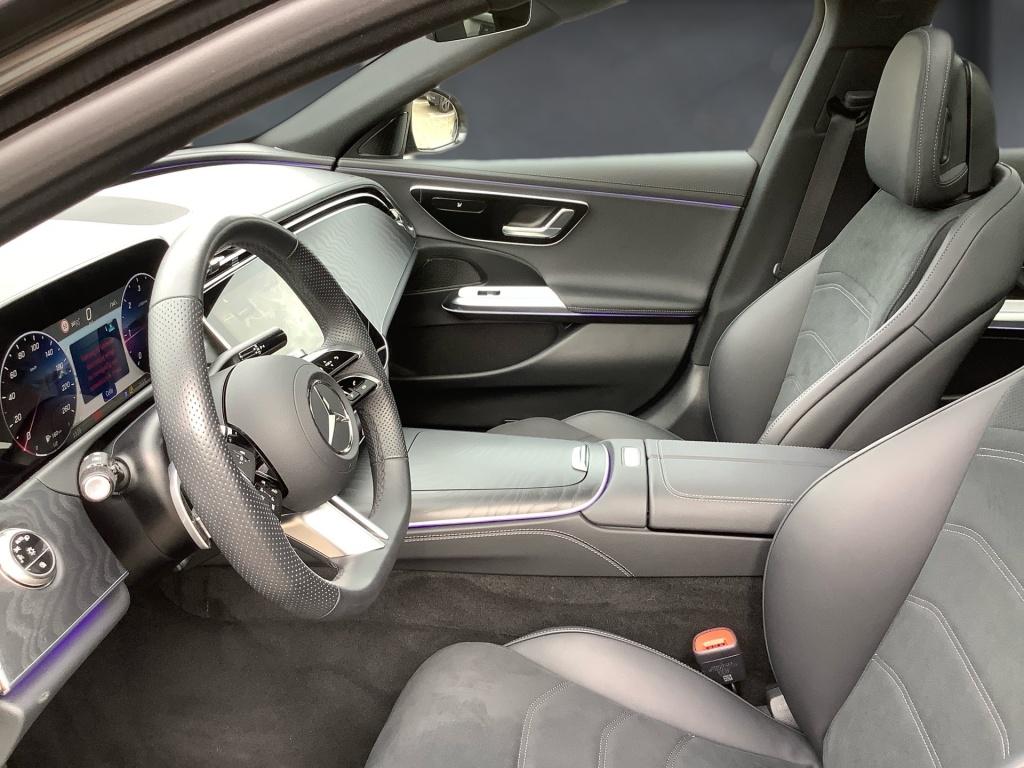 Mercedes-Benz E 220 d T AMG+MBUX+PANORAMA+DISTR+TOTW+NIGHT+AHK