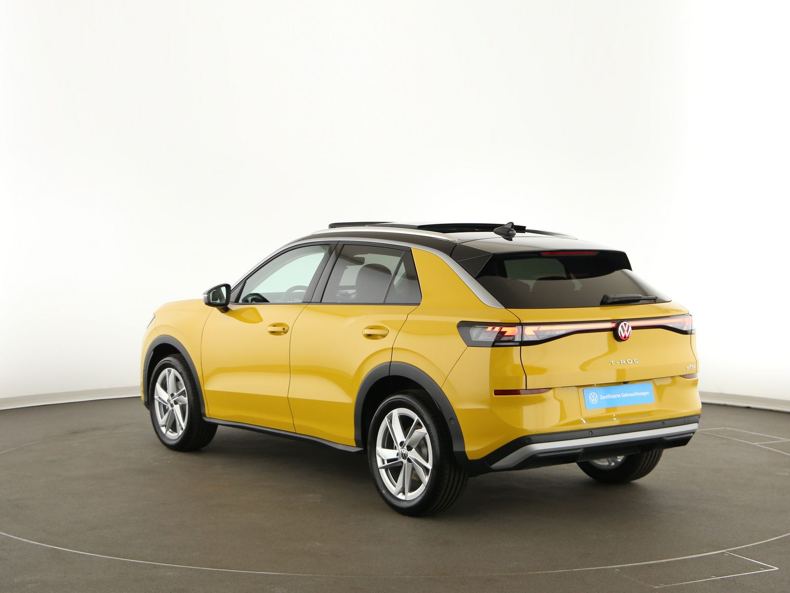 Volkswagen T-Roc 1.5eTSI DSG Style Navi el.Heckklappe Matri foto 4